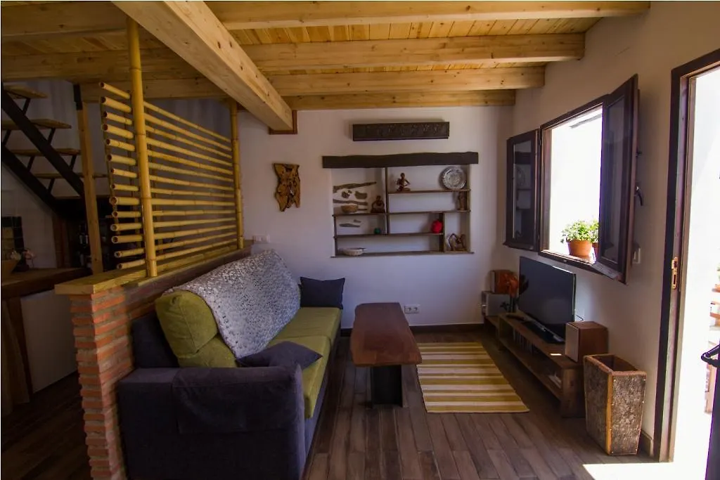 Country house Casa Con Encanto El Castano Castano de Robledo