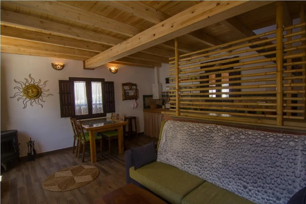Country house Casa Con Encanto El Castano Castano de Robledo